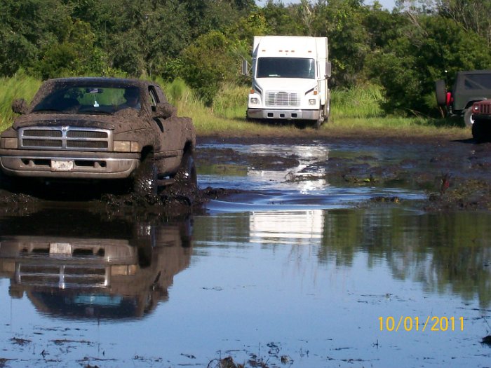 2011-Oct-01 HGR4X4 Cookout 111